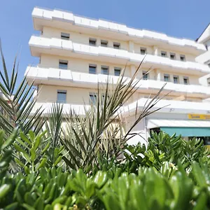 appartamenti-san-marco-sottomarina.hotelinveneto.com/